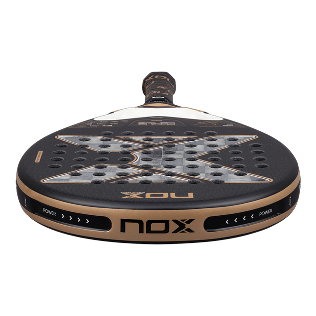 Racket NOX AT10 Genius 18K by Agustin Tapia 2026