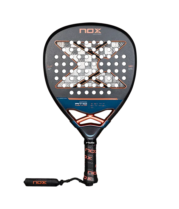 Pala NOX AT10 Genius Attack 18K 2025 Agustín Tapia