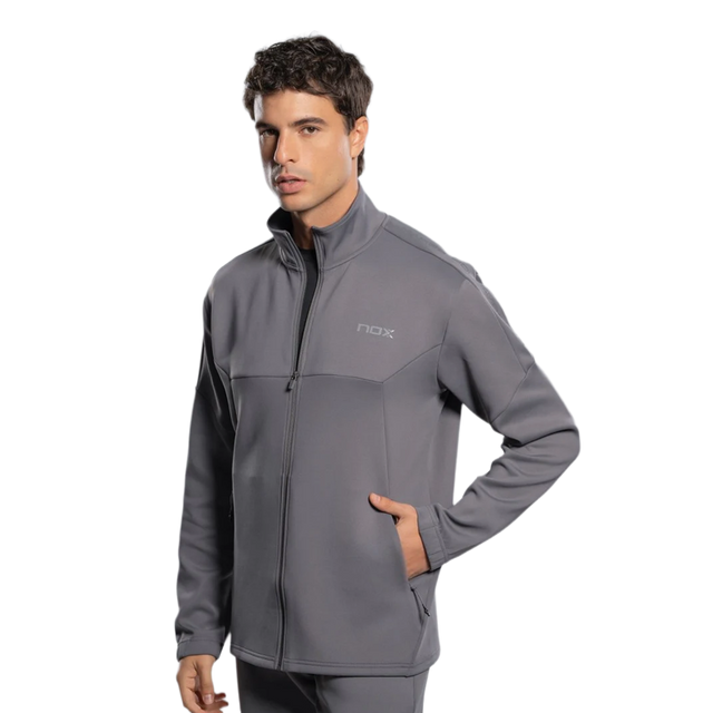 Chaqueta Nox Team Moon Grey Hombre 2026