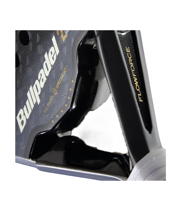 Pala de TEST Pala Bullpadel Flow Legend 2026