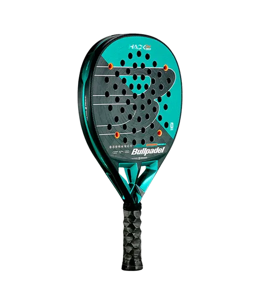 Pala de TEST Bullpadel Hack 04 Hybrid 2025 Paquito Navarro