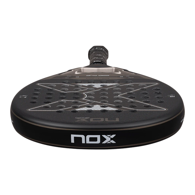 Pala NOX AT10 Pro Cup Hard by Agustin Tapia 2026