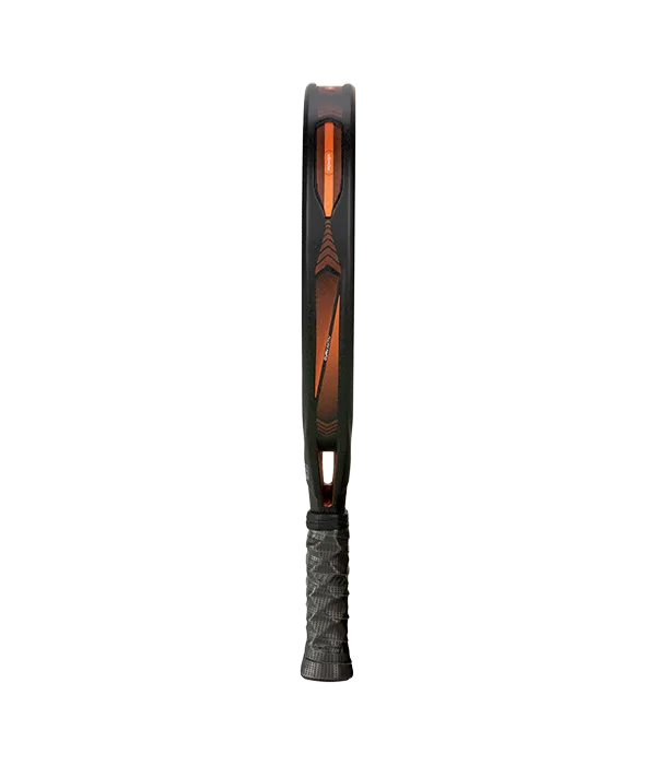 Pala de TEST Bullpadel Vertex 04 2025 Juan Tello