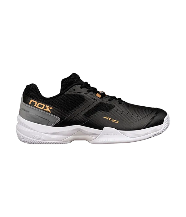 Zapatillas NOX AT10 Pro Black/Gold 2024