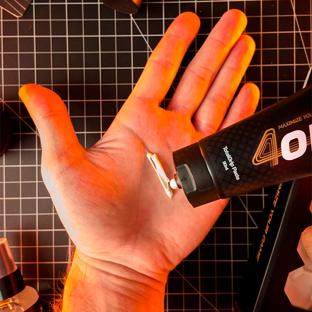 TotalGrip 4ON paste