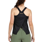 Camiseta Bullpadel Piura Negro Mujer 2026