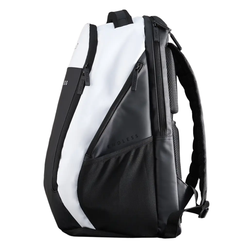 Mochila Endless Axys Negra Blanca 2026