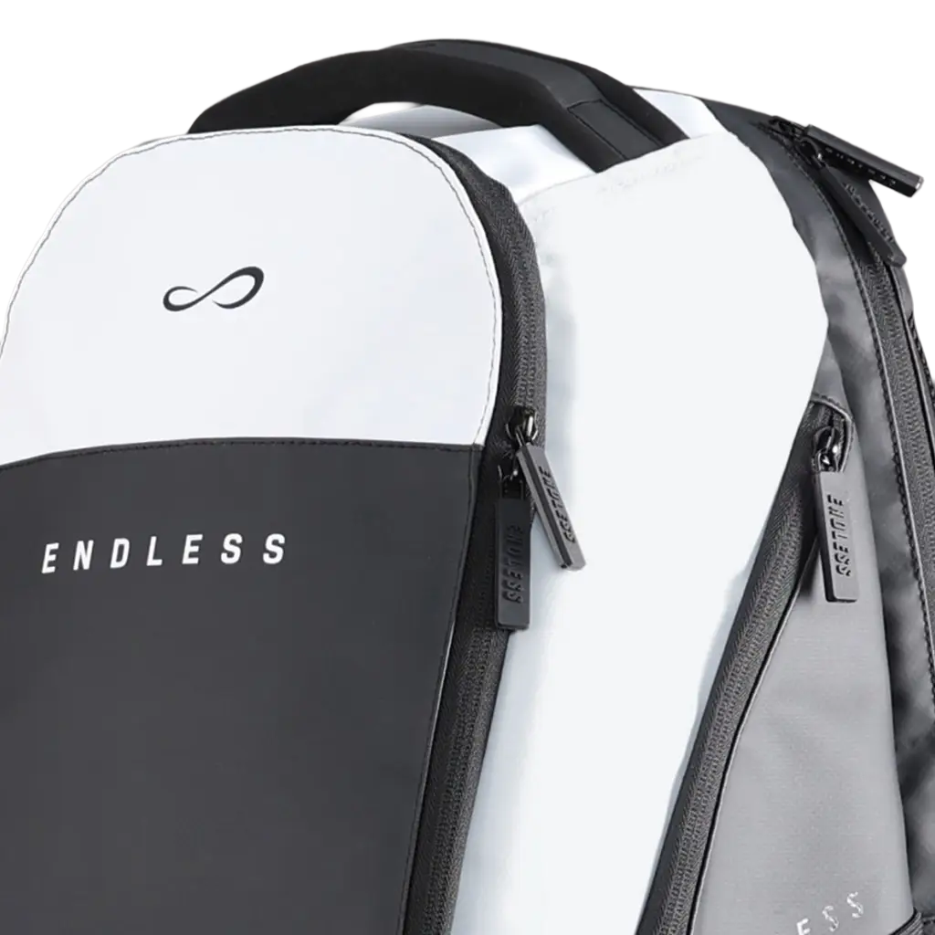 Mochila Endless Axys Negra Blanca 2026