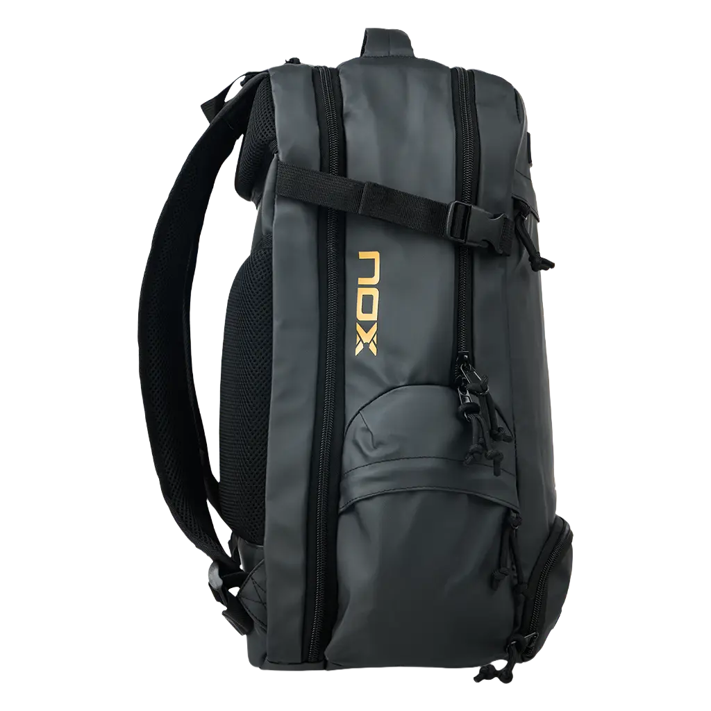 Zaino Nox ML10 Team Black/Gold 2026 (esclusivo PadelPROShop)