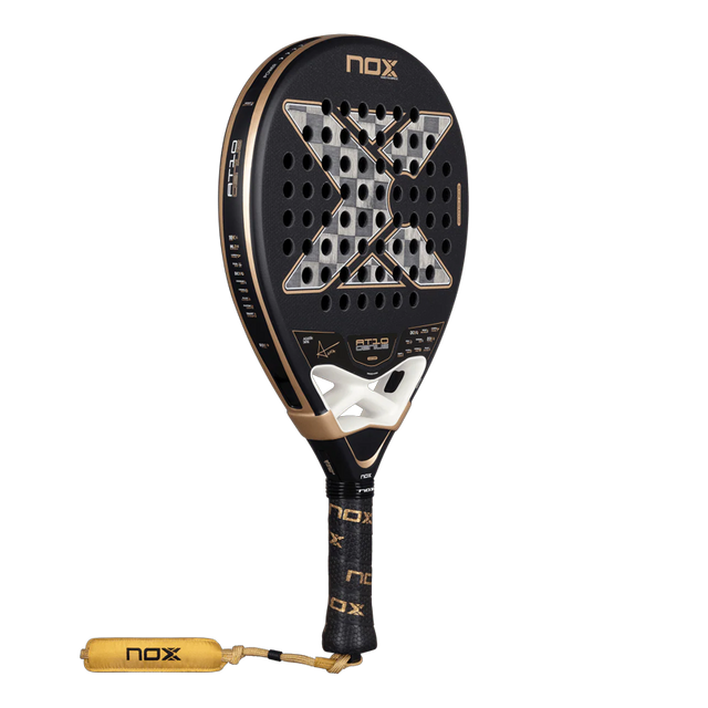 Racket NOX AT10 Genius 18K by Agustin Tapia 2026