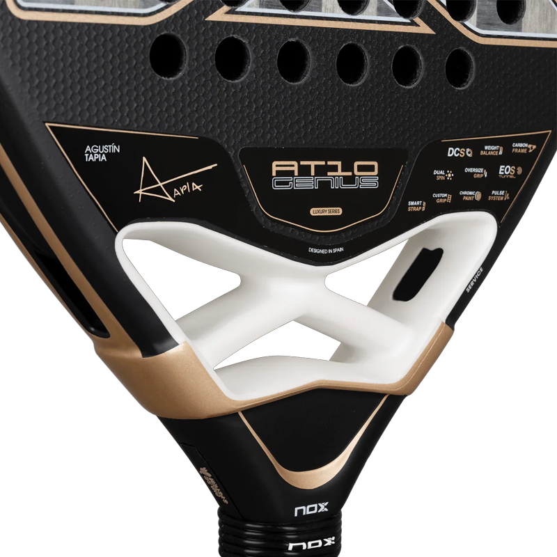 TEST Padel Schläger Nox AT10 Genuis 18K von Agustin Tapia 2026