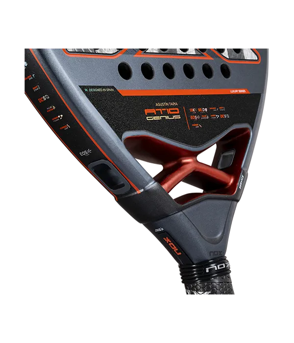 Raquete de Padel Nox AT10 Genius 18K 2025 Agustín Tapia