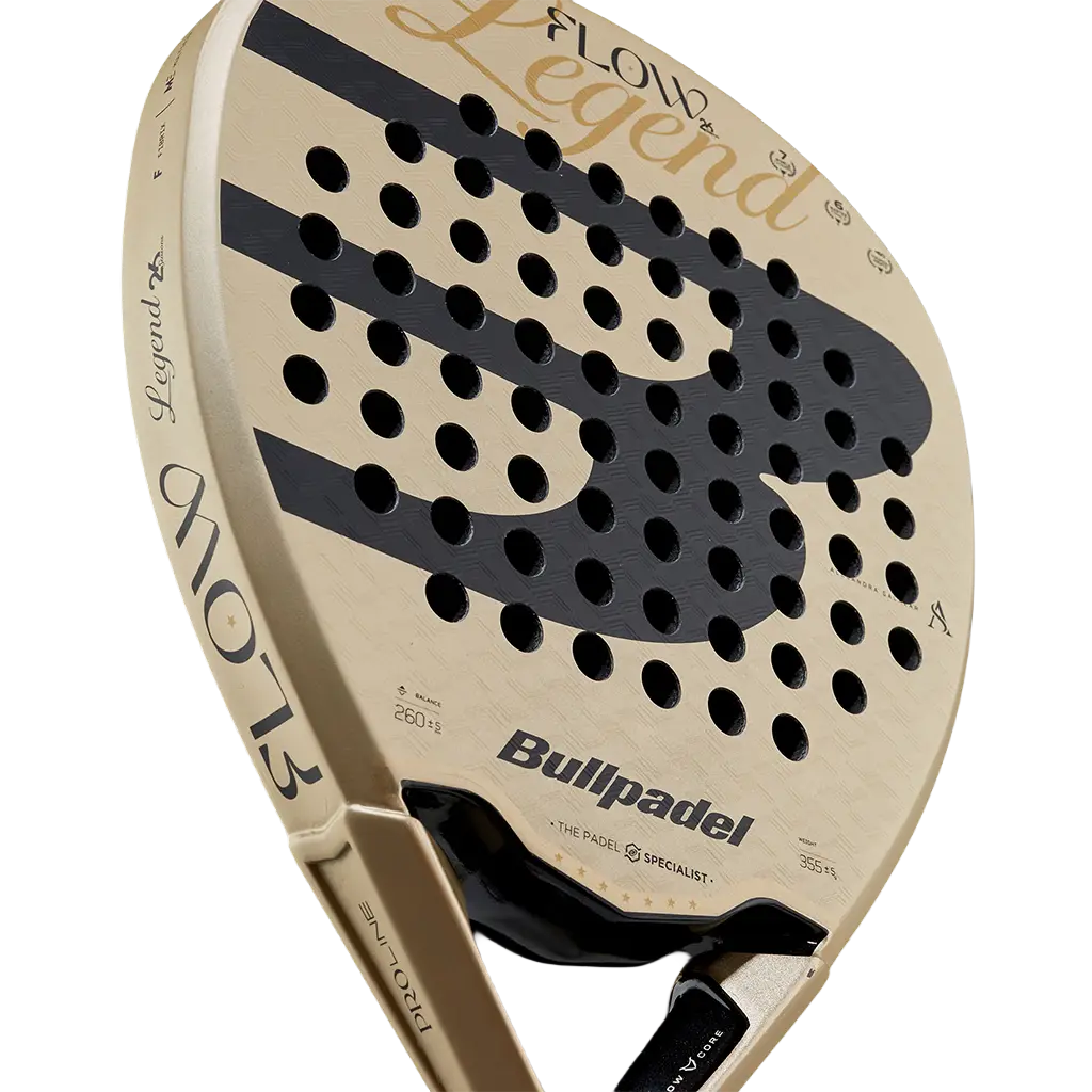 TEST Padel Schläger Bullpadel Flow 2027