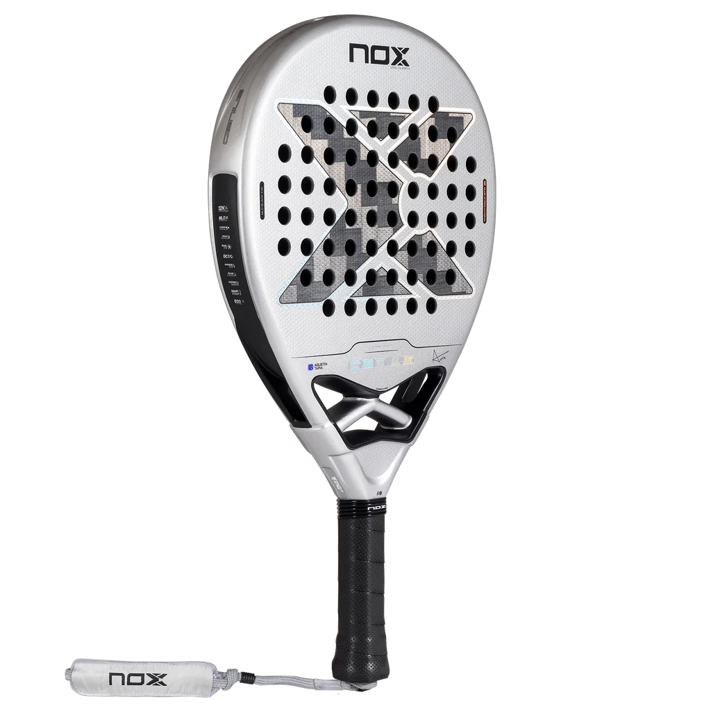 Racchetta da Padel Nox AT10 Genius 12K Xtreme di Agustín Tapia 2027