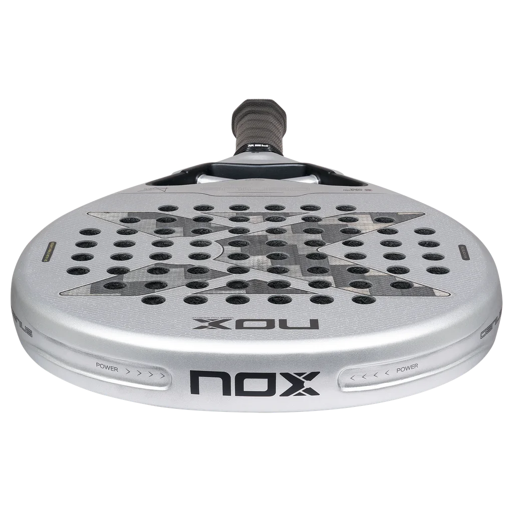 Racchetta da Padel Nox AT10 Genius 12K Xtreme di Agustín Tapia 2027
