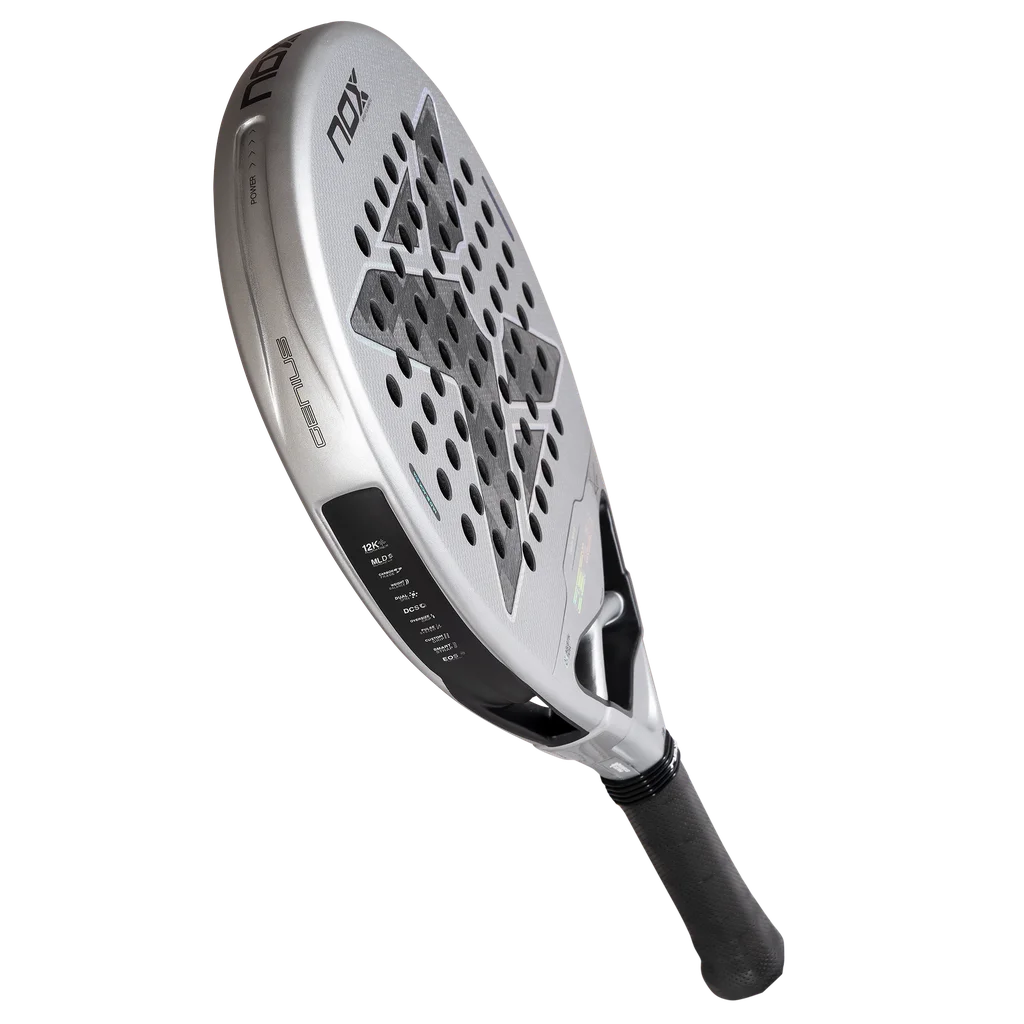 Racchetta da Padel Nox AT10 Genius 12K Xtreme di Agustín Tapia 2027