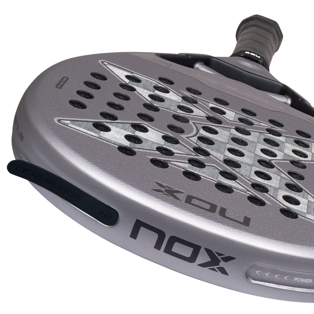 Pala NOX AT10 Genius 18K by Agustín Tapia 2027