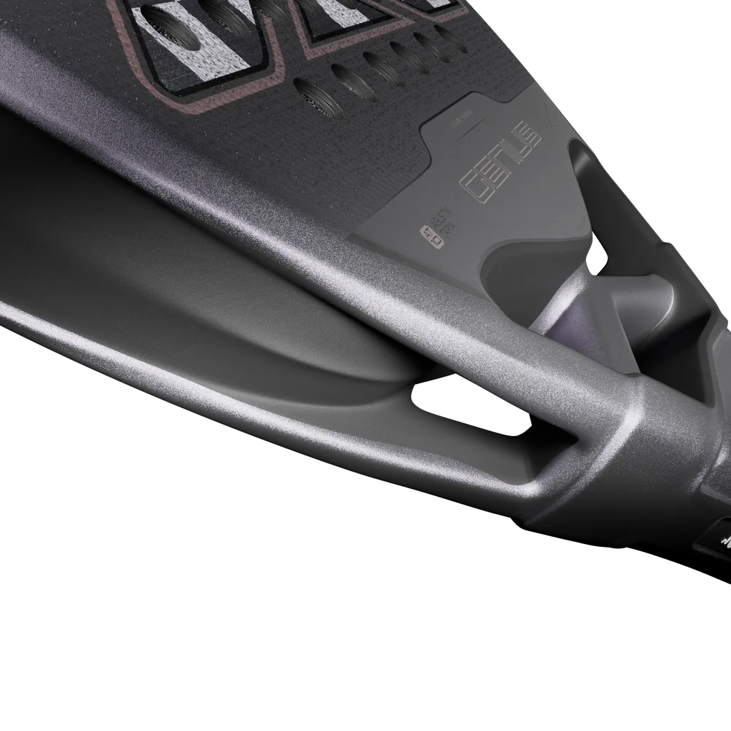 Pala NOX AT10 Genius 18K by Agustín Tapia 2027