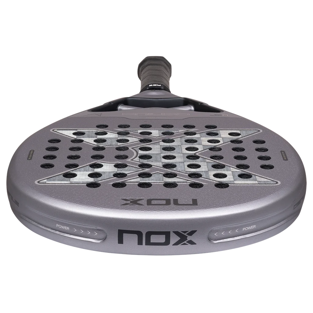 Pala NOX AT10 Genius 18K by Agustín Tapia 2027