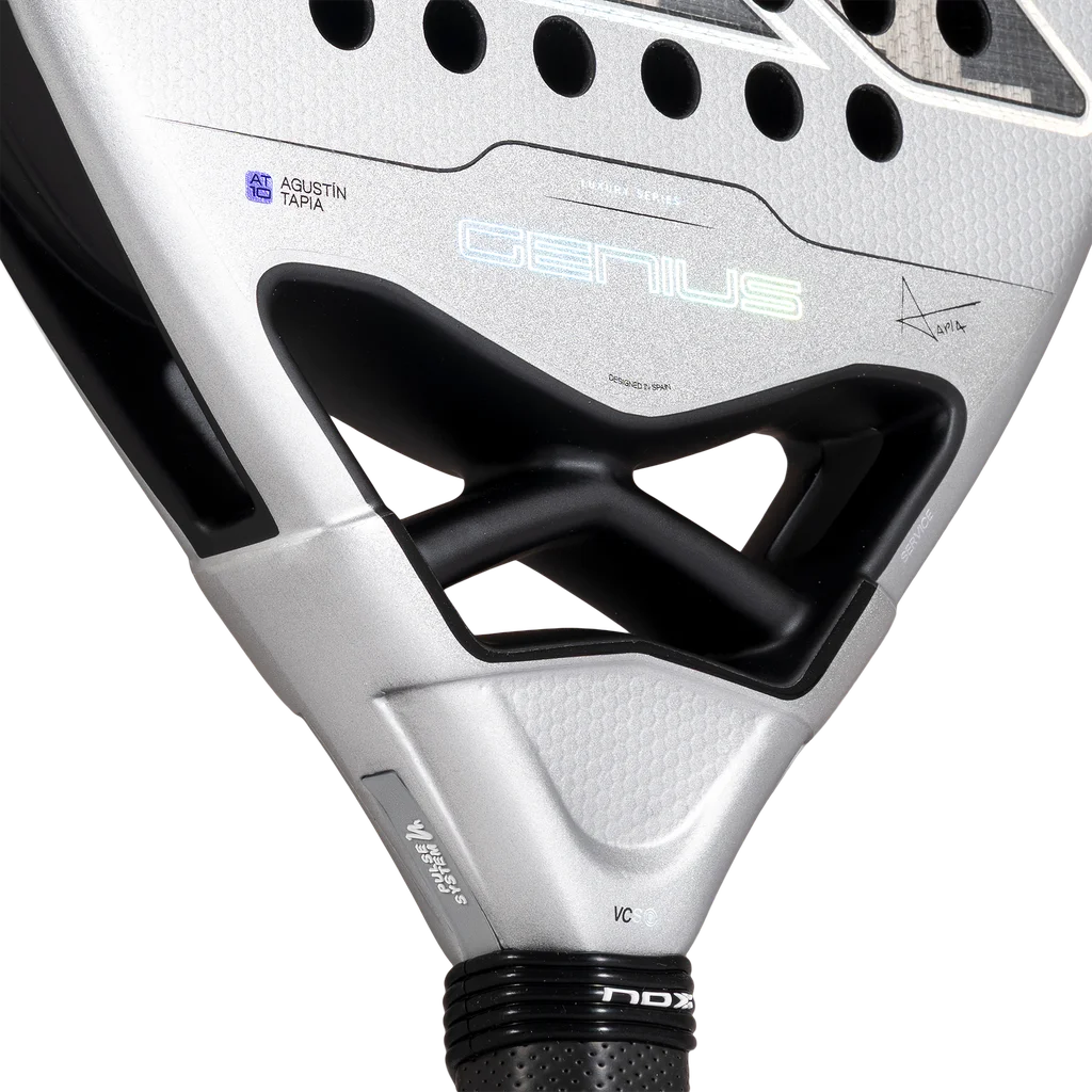 Pala NOX AT10 Genius Attack 12K Xtrem by Agustín Tapia 2027