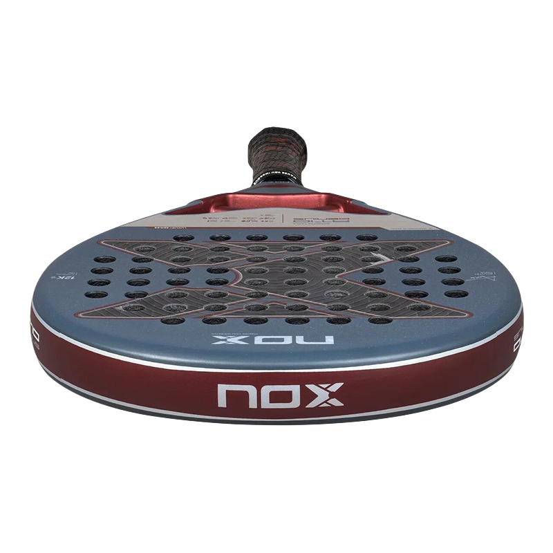 Pack de Raquete de Padel Nox AT10 Genius 12K 2025 Agustín Tapia + Bolsa padel PadelPROShop + Bolas de padel PadelPROShop Fast