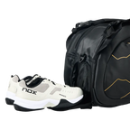 Paletero Nox AT10 Team Black Gold 2026 (Exclusivo PadelPROShop)