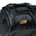 Paletero Nox AT10 Team Black Gold 2026 (Exclusivo PadelPROShop)