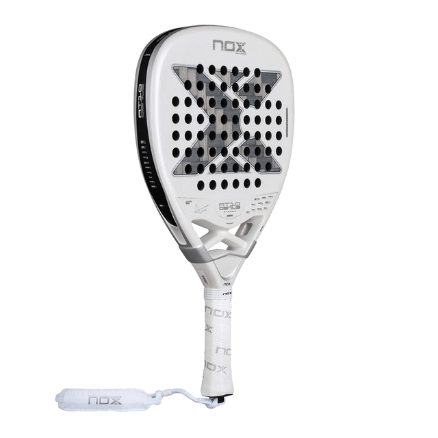 Racket NOX AT10 Genius Attack 12K Xtrem by Agustin Tapia 2026