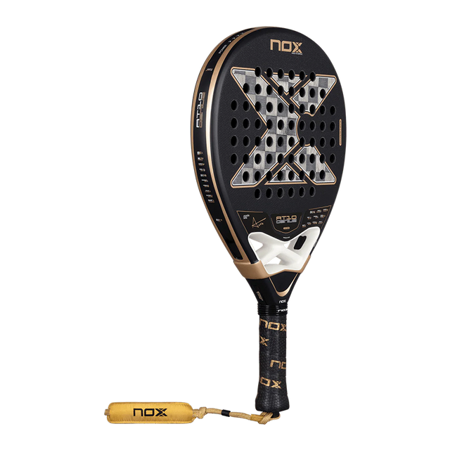 Pala NOX AT10 Genius 18K by Agustin Tapia 2026