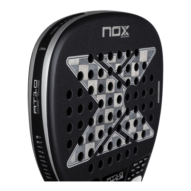 Racket NOX AT10 Genius Attack 18K by Agustin Tapia 2026