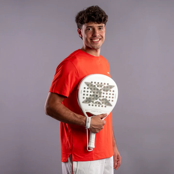 Racchetta da Padel Nox AT10 Genius 12K Xtrem Lite di Agustín Tapia 2027