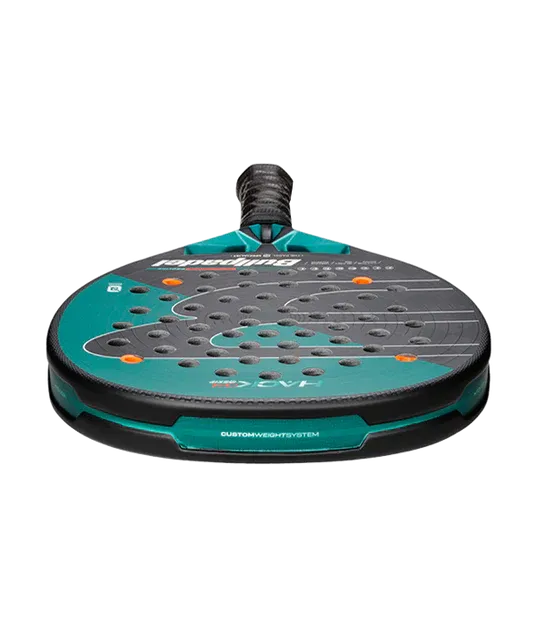 Pala de TEST Bullpadel Hack 04 Hybrid 2025 Paquito Navarro