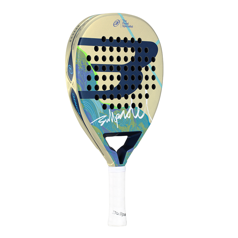 Pala de TEST Bullpadel Ionic Light 2026