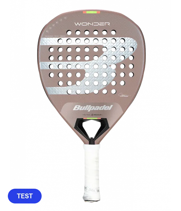 Pala de TEST Pala Bullpadel Wonder 2026
